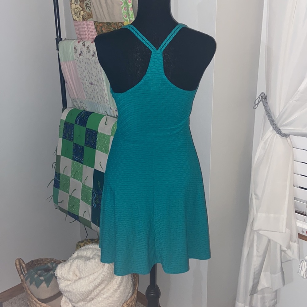 Green Dress - Picture 2 of 8